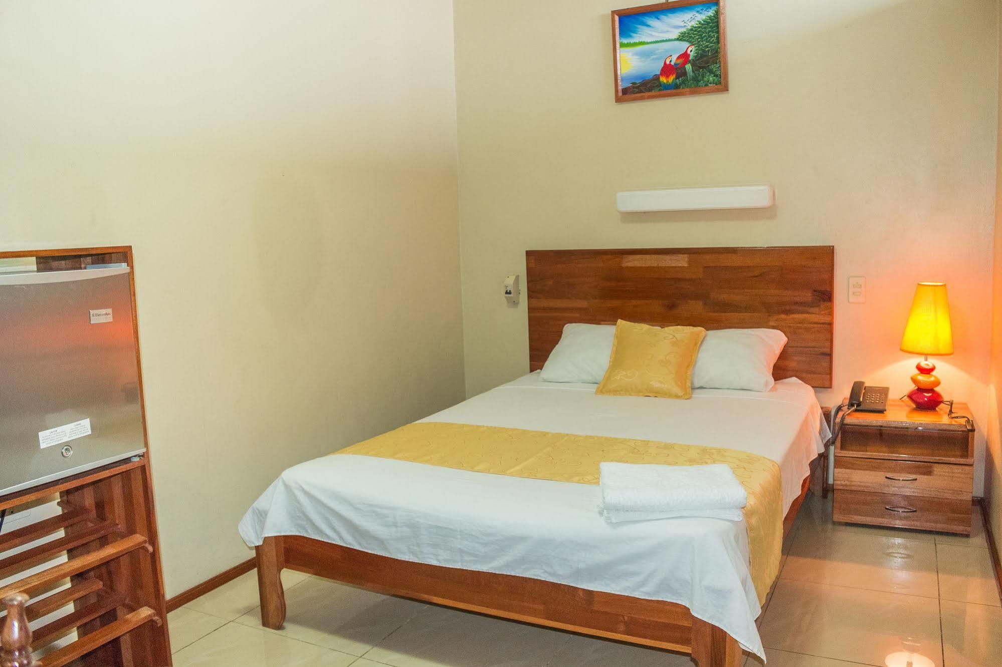 Hotel Golden Star Iquitos Eksteriør bilde
