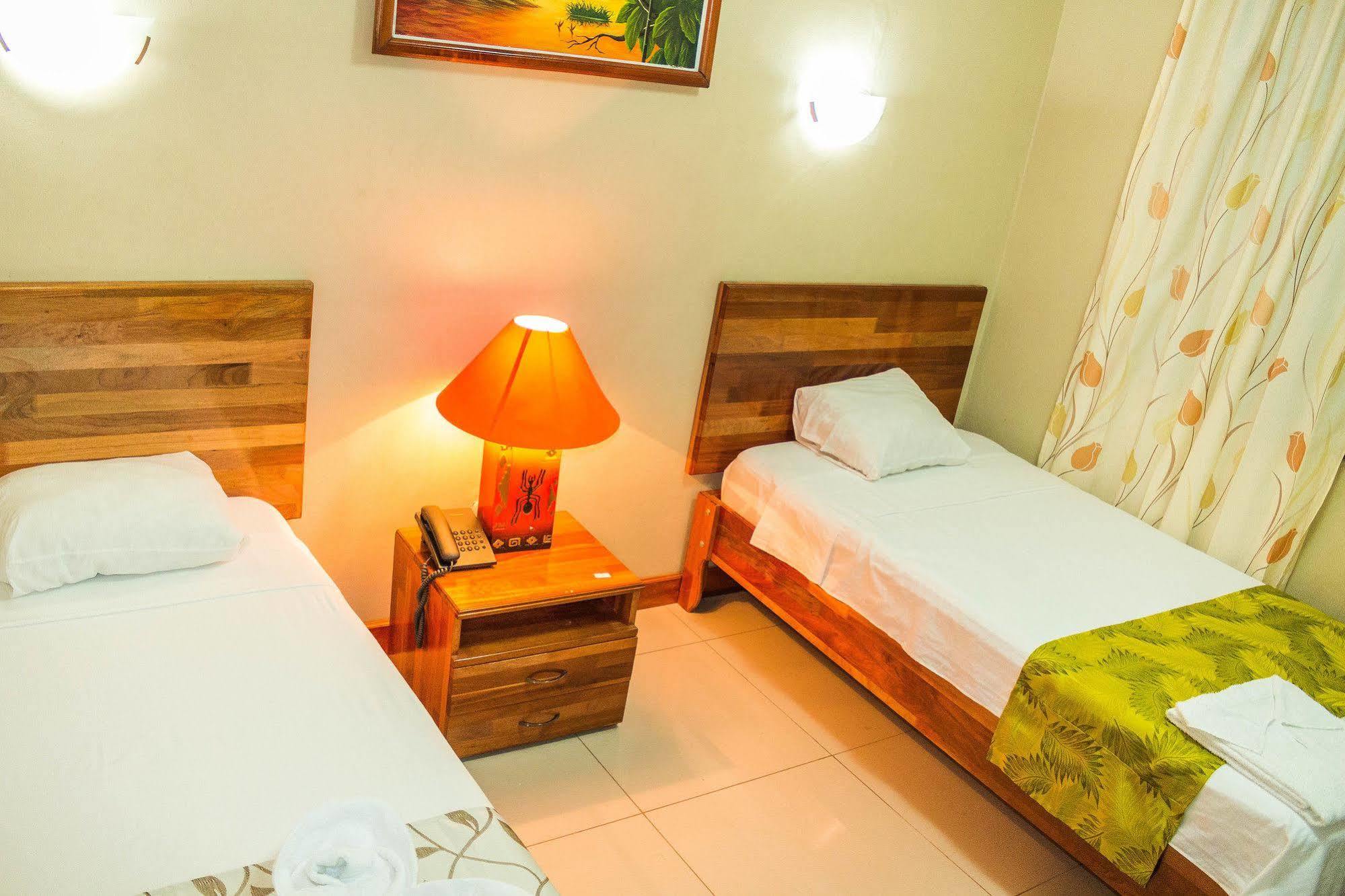 Hotel Golden Star Iquitos Eksteriør bilde