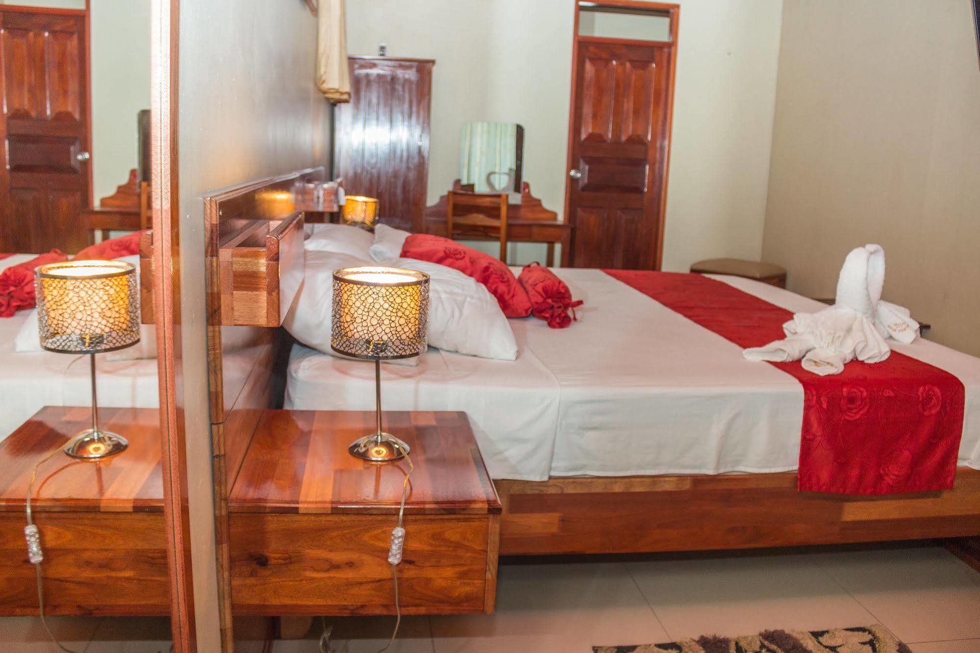Hotel Golden Star Iquitos Eksteriør bilde